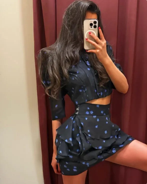 שיק הדפס סלסול דקה קצר שמלה נשים שיק טלאים שרוולים מתרחבים צווארון V שמלות קפלים 2026 ליידי קיץ מקרית Vestidos — image 19