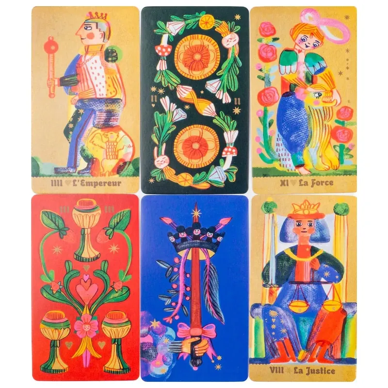 Pipspeak Tarot 10,3*6cm Μια απολαυστική τράπουλα 78 φύλλων σε στιλ Μασσαλίας που αγκαλιάζει τον ιδιότροπο κόσμο του Pip Reading