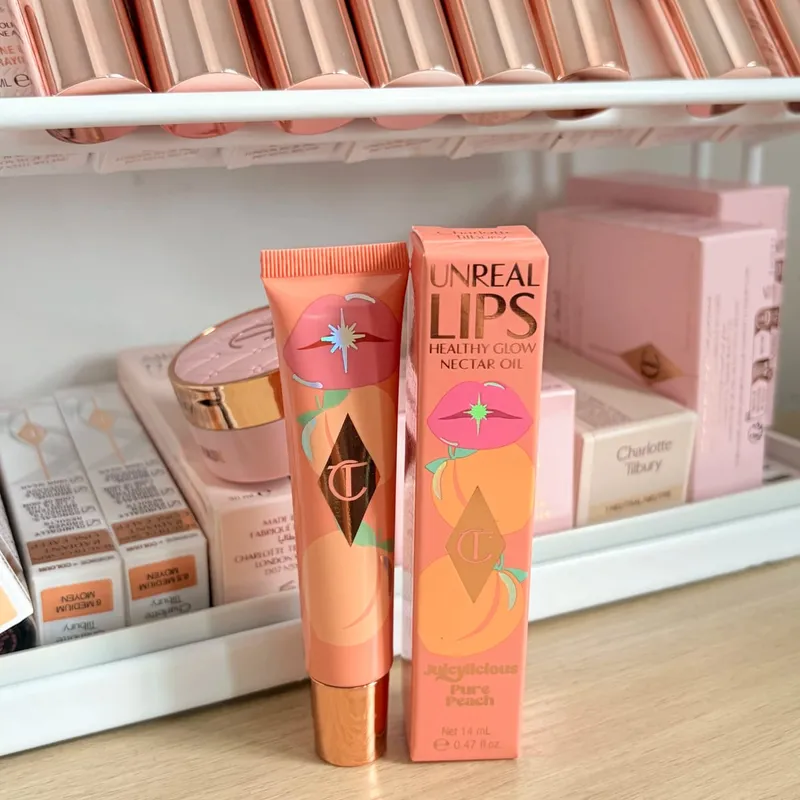 Σετ μακιγιάζ Charlotte Tilbury CT Highlighters Lip Blam 4 Χρώματα Παλέτα Σκιών για Χείλη Gloss Lip Blam Σετ Μαξιλάρι Talk Μεγάλης διάρκειας