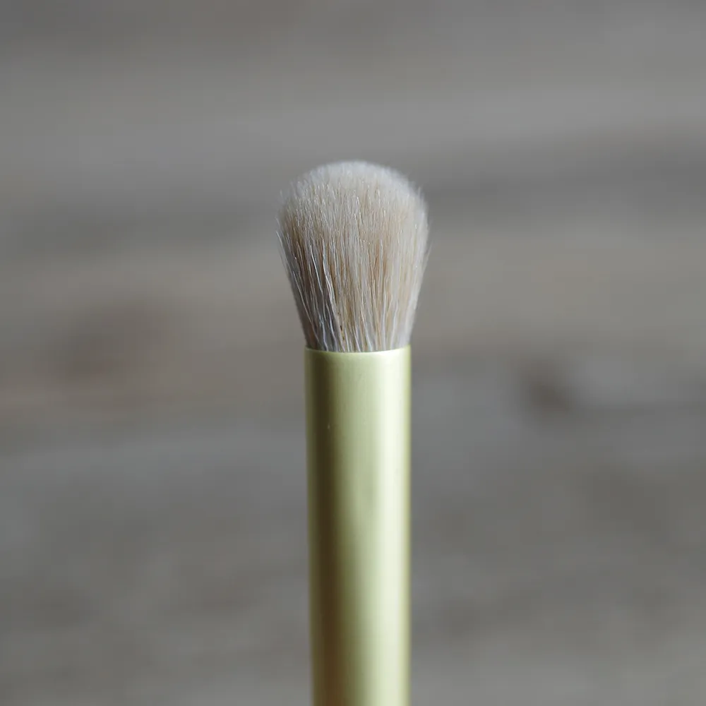Macio saikoho cabra cabelo de raposa vermelha sd06 profissional mão trabalhada pincel de maquiagem inclinado sombra de olho escova ferramenta cosmética pincéis de maquiagem