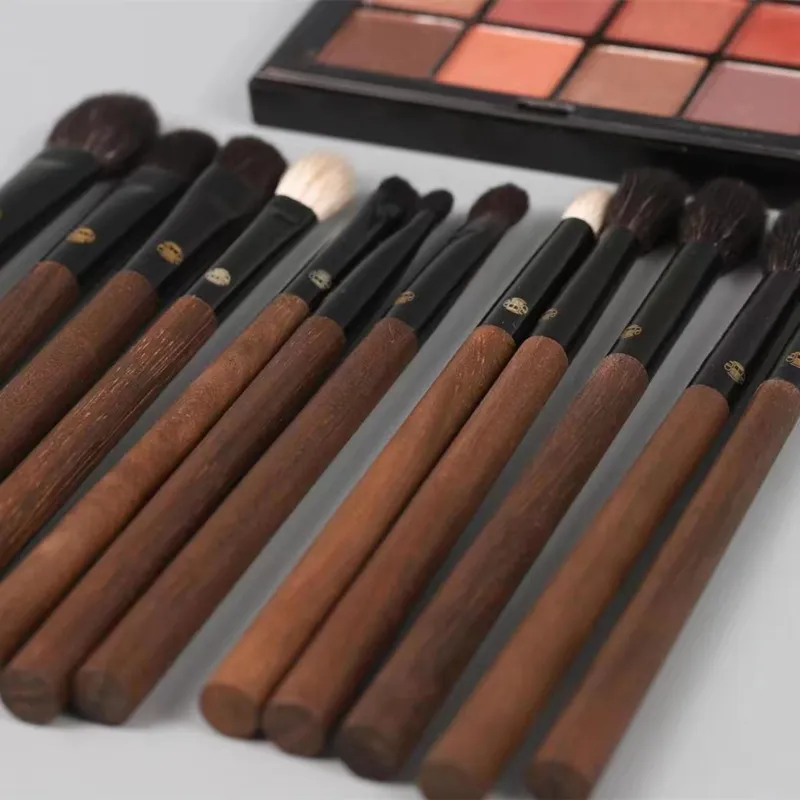 Μαλακό Saibikoho Goat Hair Eye Shadow Brush Blending Brush Επαγγελματικό χειροποίητο πινέλο μακιγιάζ Βούρτσες μακιγιάζ με λαβή από ξύλο Ebony — image 5