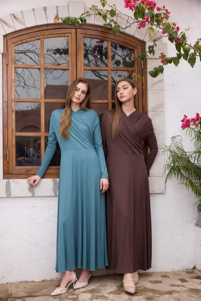 AS SS26 Flowy κομψό τύλιγμα Maxi φόρεμα ελαφρύ ύφασμα που κολακεύει κομψά γυναικεία ρούχα — image 5