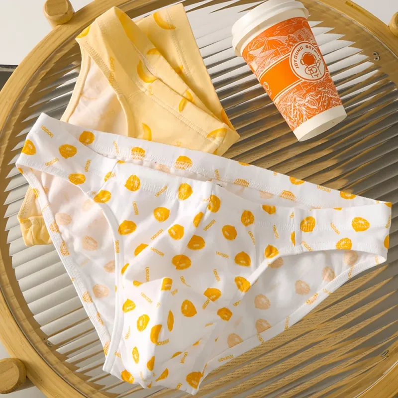 Three-pack of men's cute and personalized fruit-print cotton comfortable skin-friendly briefs, breathable low-rise home casual underwear for young men — image 5