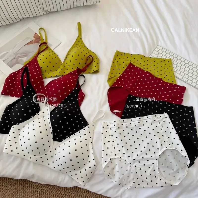 Amerikai retro pöttyös melltartó Seamless Deep V vezeték nélküli zselé támogatás megereszkedett fehérnemű szett Sexy Comfort MOYISU szexi melltartó szett — image 3