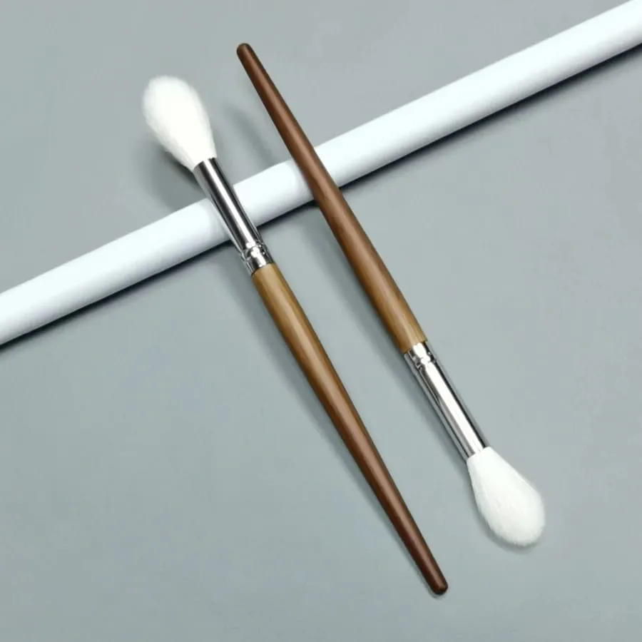Tapered Highlighter Brush Υψηλής ποιότητας φυσική τρίχα που ρυθμίζει το πρόσωπο Powder Blending Blusher Πινέλα μακιγιάζ