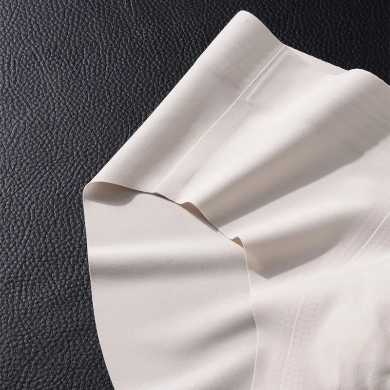 Men Thin Seamless Ice Silk Briefs Underwear 3D Bulge Pouch Breathable Underpants Breathable Quick Dry Male Panties Solid Color — image 8
