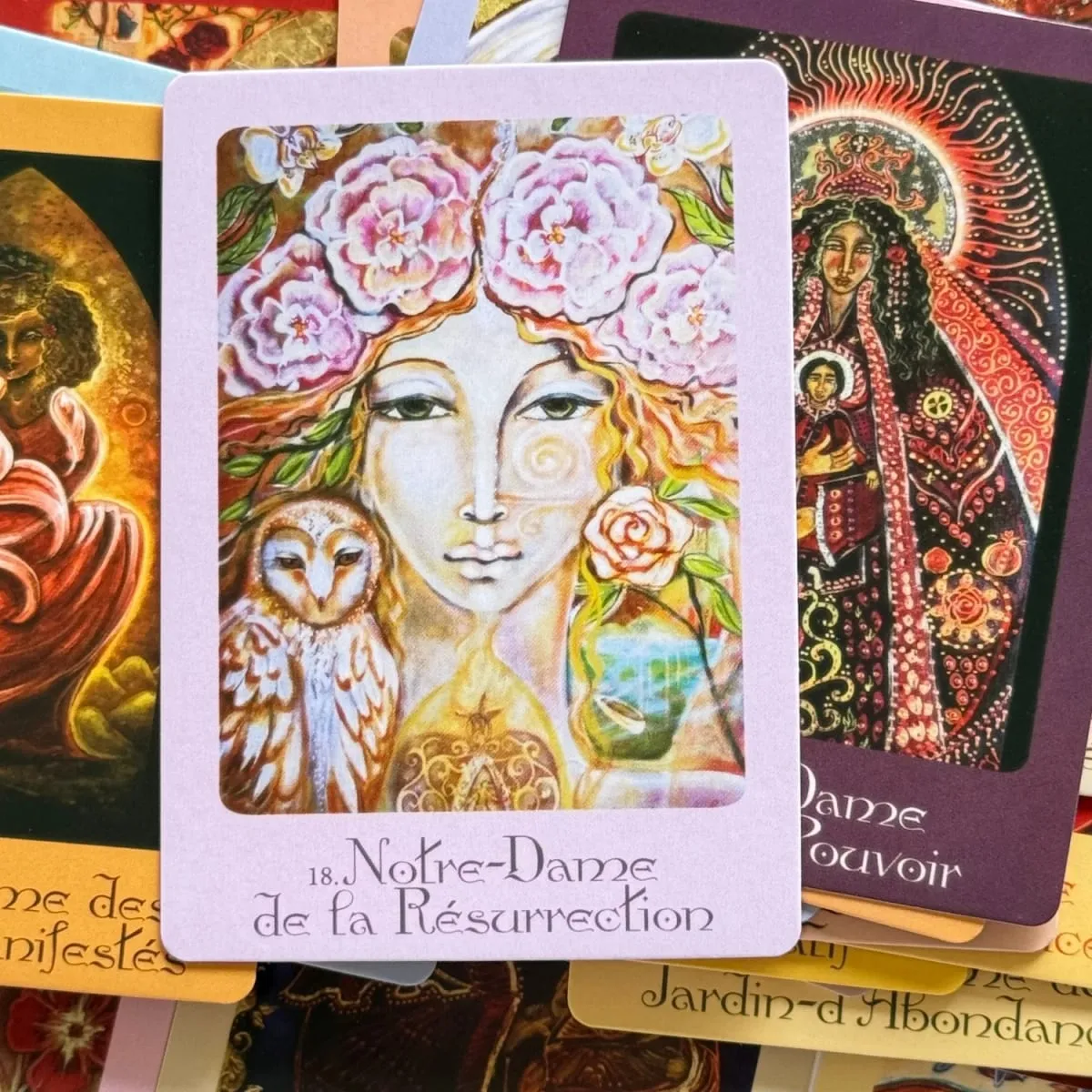 L'Oracle De Marie Mère Universelle Versão Francesa Milagres de Proteção e Guérison Oracle Deck 44 Jogos de Tabuleiro — image 3
