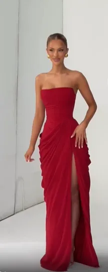 Γυναικείο σέξι μονόχρωμο πλισέ φόρεμα Lady chic off-shoulder Φορέματα με σπαστό στράπλες ψηλόμεσο 2026 Καλοκαιρινό βραδινό πάρτι