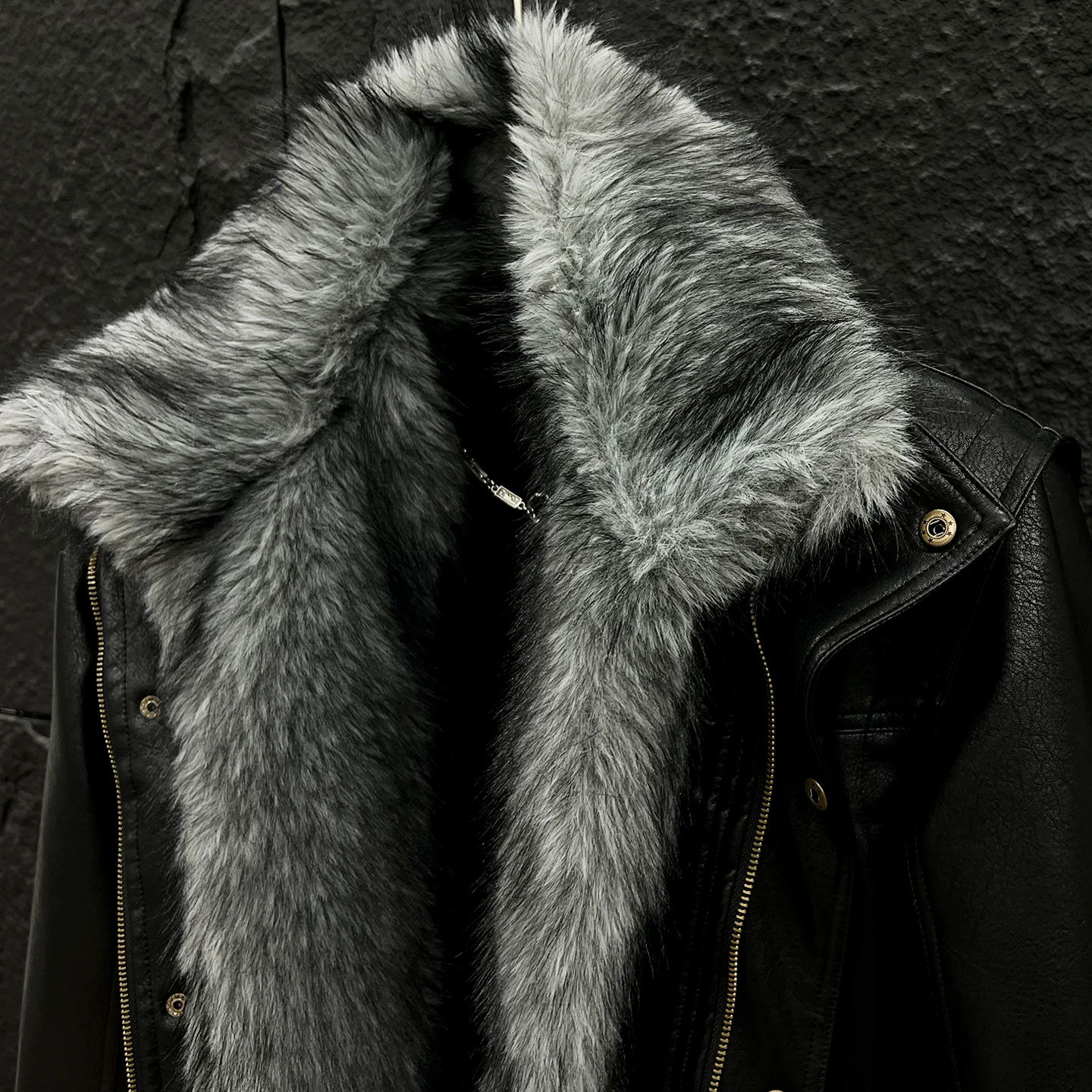 Techwear Style Detachable Faux Fur Collar Leather Jackets Man Winter Warmer Motorcycle Vintage Punk Leather Coat — image 5