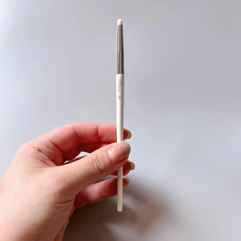 1pc White Powder Makeup Brushes 3D Liquid Foundation Base Make up Brush Eyeshadow blending Detail Face Eye Concealer Beauty tool — image 11