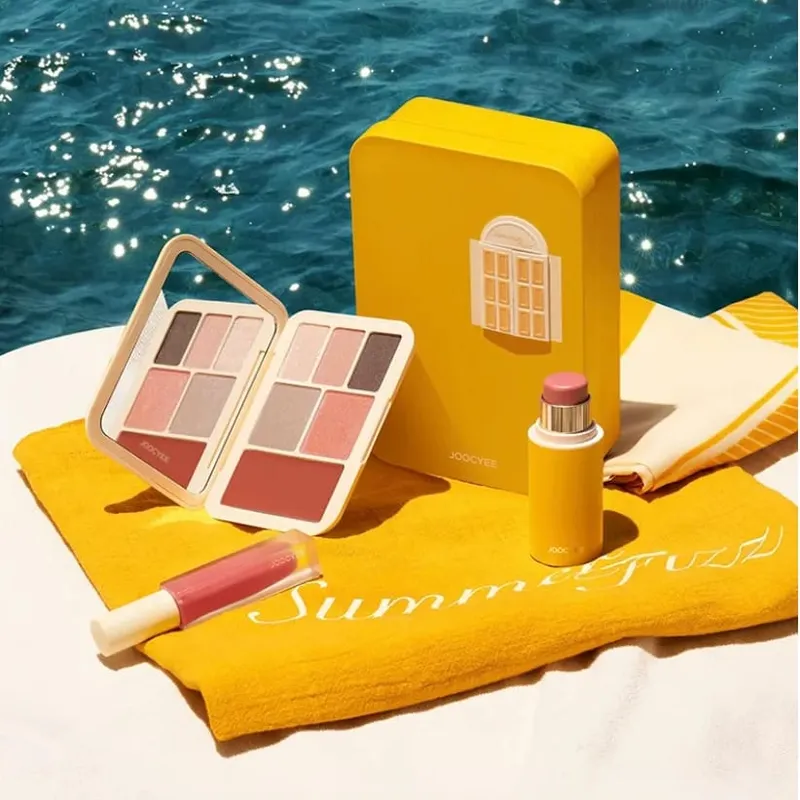 Summer Makeup Gift Set Lipstick Lip Glaze & Eyeshadow Palette Full Face Cosmetic Kit for Valentine‘s Day Gift — image 2
