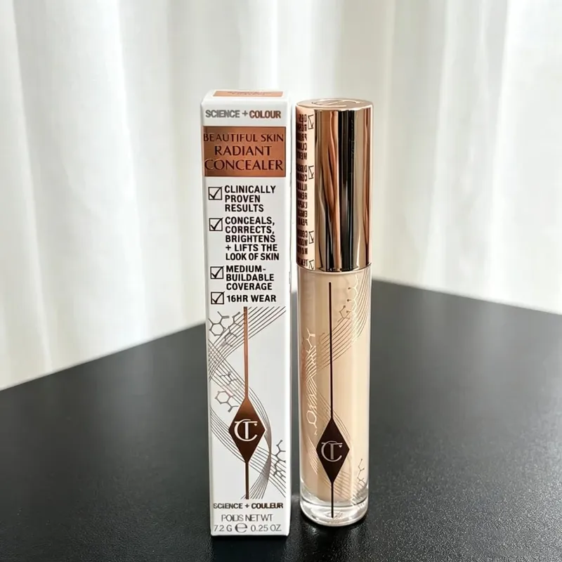 Charlotte Tilbury Starlight Powder Compact And Concealer Medium to Full Coverage Brightening Waterproof Hydrating Dewy Finish — image 12