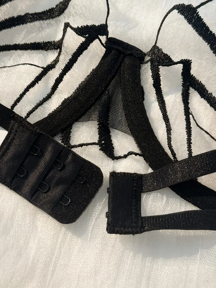 Fekete levél hímzés áttetsző hálós fehérnemű szett Huzalos melltartó és állítható tanga női szexi fehérnemű ZA824058 — image 5
