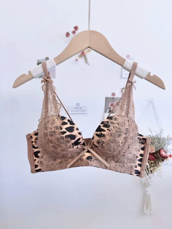 Leopard Print Cross Bust Push Up Σετ σουτιέν 32‑38 Wireless Seamless Anti Sag Comfort Sexy εσώρουχα για μικρό στήθος