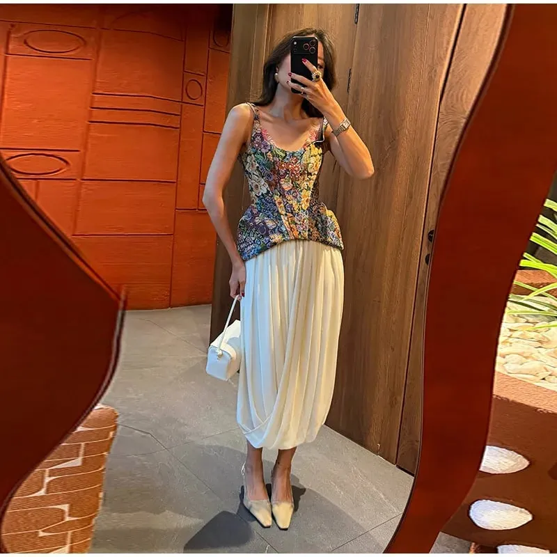 Floral print Cami Corset Top Λεπτές τιράντες U Lady Structured Waist pointed Hem Vintage 2026 Spring Summer Vacation Lady Chic Top