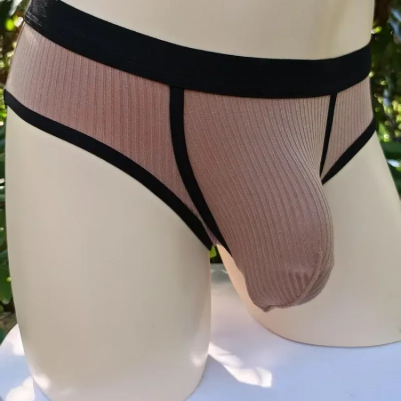 Men's Briefs with Large Pockets Are Very Sexy. Large-space Sports Underwear for Men
