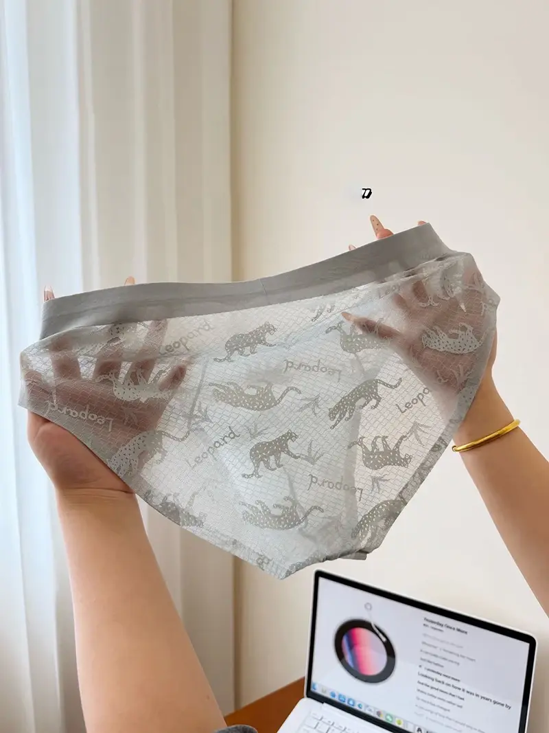 Sexy Men Briefs Undies Printed Seamless U Bulge Pouch Panties Ultra-thin And Light Breathable Underwear Quick Drying Underpants — image 5