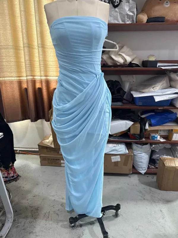 Γυναικείο σέξι μονόχρωμο πλισέ φόρεμα Lady chic off-shoulder Φορέματα με σπαστό στράπλες ψηλόμεσο 2026 Καλοκαιρινό βραδινό πάρτι