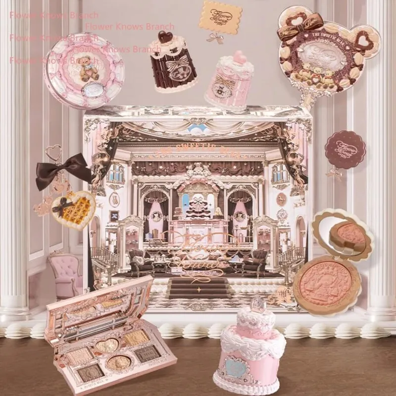 Flowerknows THE SWEETIE BEAR COLLECTION Smink-ajándék szett All In korrektor paletta pirosító beállító púder ajakzselé ajándékdoboz tükör — image 1