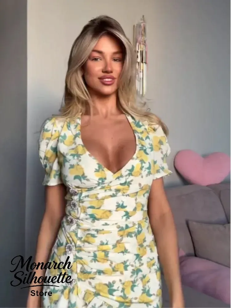 שיק הדפס סלסול דקה קצר שמלה נשים שיק טלאים שרוולים מתרחבים צווארון V שמלות קפלים 2026 ליידי קיץ מקרית Vestidos — image 3