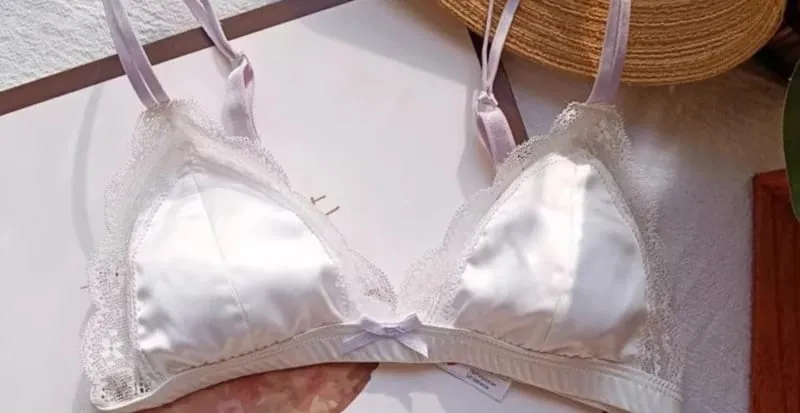 Klasszikus francia bralette aládrót nélkül elegáns csipke kis kupa fehérnemű divatos lány 3 részes melltartó szett puha formájú kupával — image 8