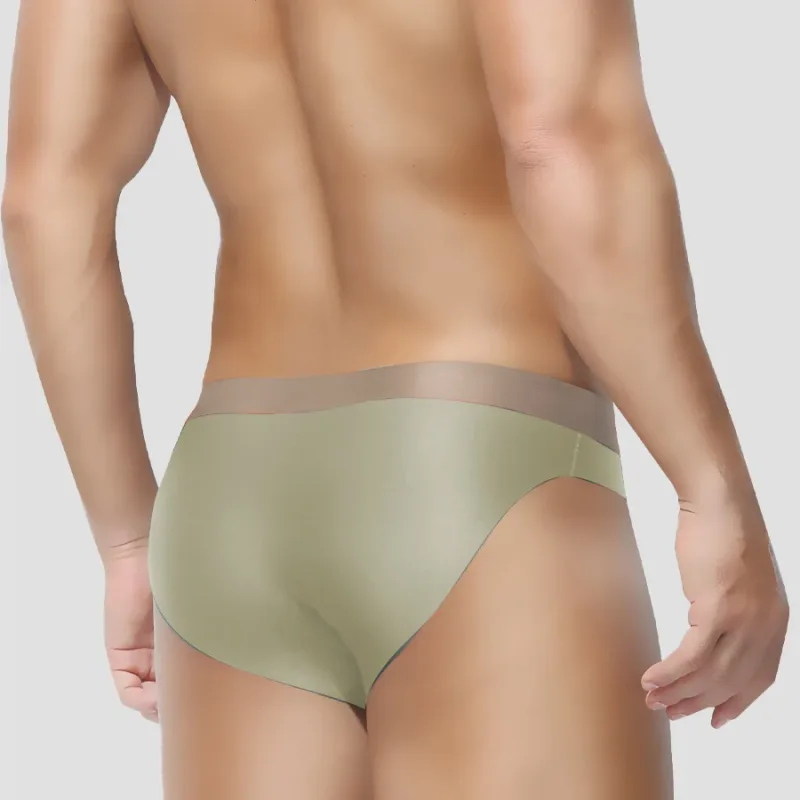 Men's ice silk seamless underwear 3D punching triangle shorts summer thin underpants boys sports shorts — image 2