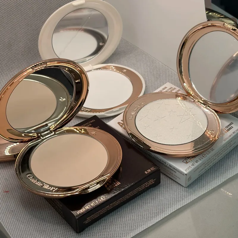 CT Holding Liquid Foundation Essence Hyaluronic Acid Foundation Makeup Spray Pressed Powder Διατηρεί αποτελεσματικά το αποτέλεσμα μακιγιάζ — image 5