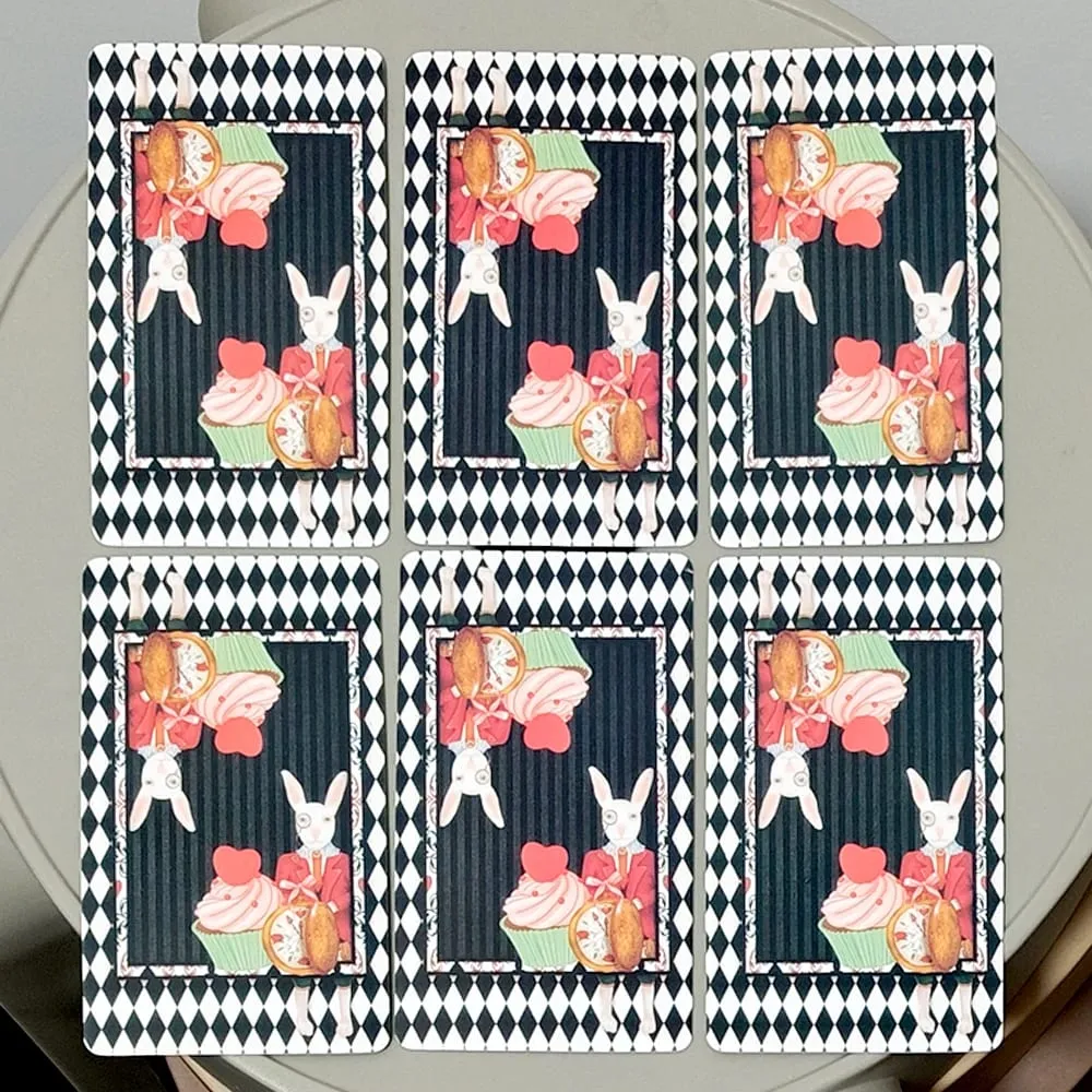 Alice in Tarotland: A Whimsical 78-Card Journey Down The Rabbit Hole – Classic Deck Tarot 10,3*6cm