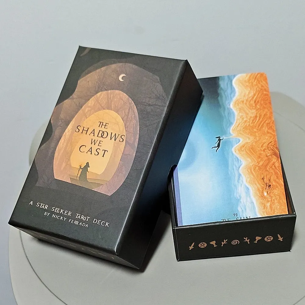 12*7 cm σε άκαμπτο κουτί - The Shadows We Cast Star Seeker Tarot Deck Atmospheric & Mystical 79-card set for Intuitive Readings — image 2