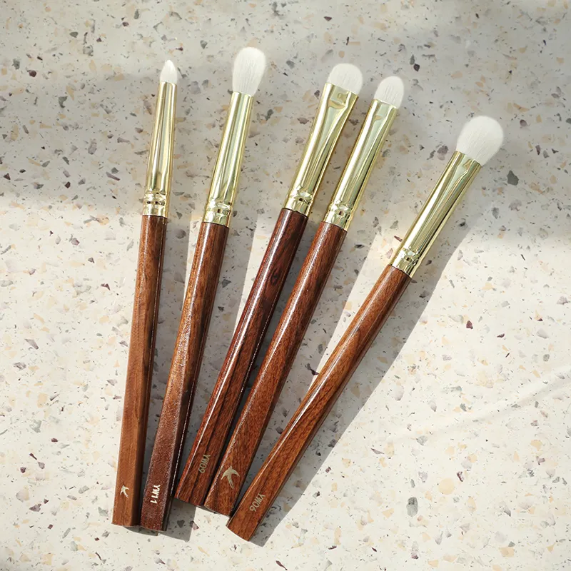 Professional Handmade Make Up Brush 1PC Eyes Shadow Blending Brush Saibikoho Goat Hair African Rosewood Handle Makeup Brushes