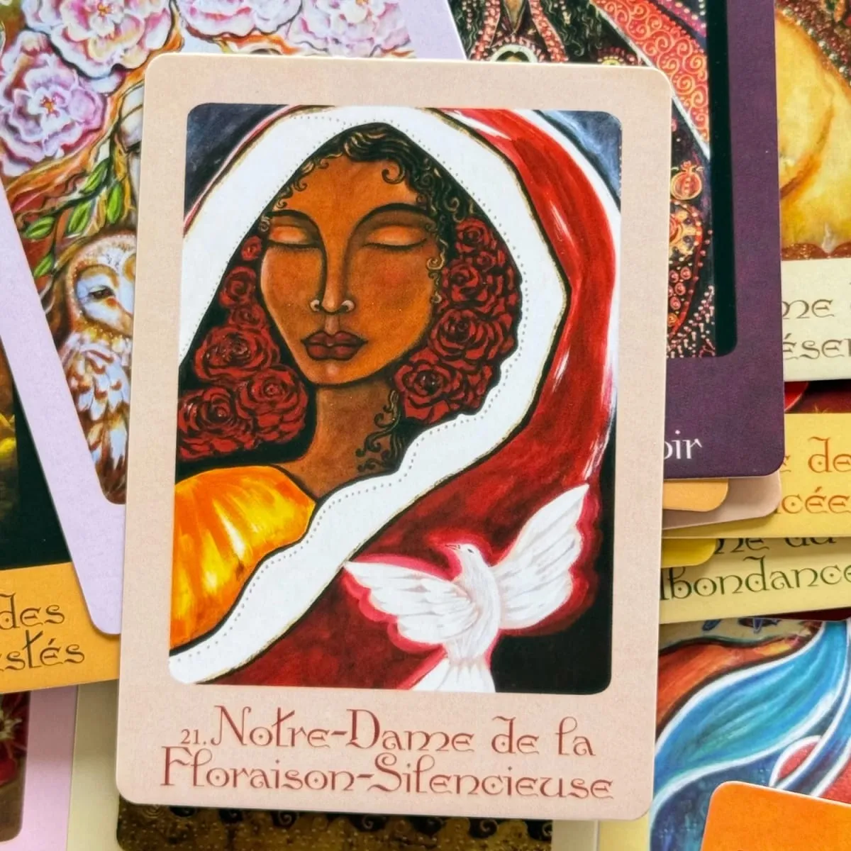 L'Oracle De Marie Mère Universelle Versão Francesa Milagres de Proteção e Guérison Oracle Deck 44 Jogos de Tabuleiro — image 4