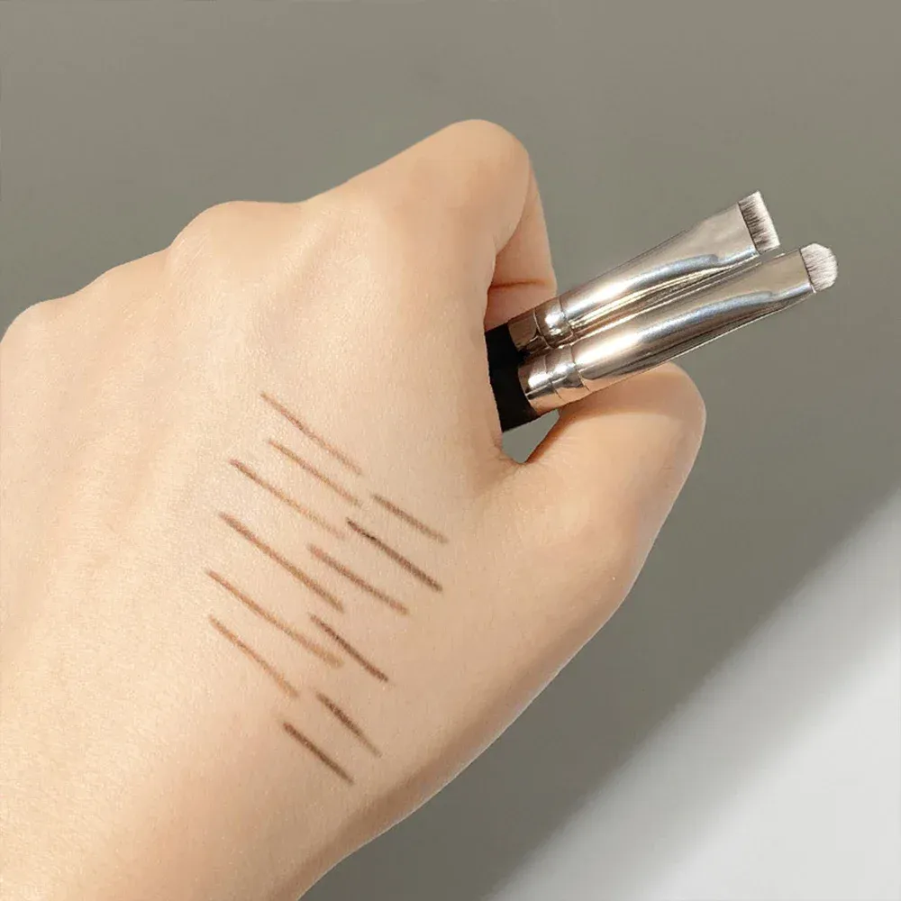 Πινέλα μακιγιάζ Eyeliner Βούρτσα λεπτομέρειας φρυδιών Φορητή Μικρή επίπεδη στρογγυλή βούρτσα Επαγγελματική γραμμή ομορφιάς φρυδιών Εργαλεία μακιγιάζ