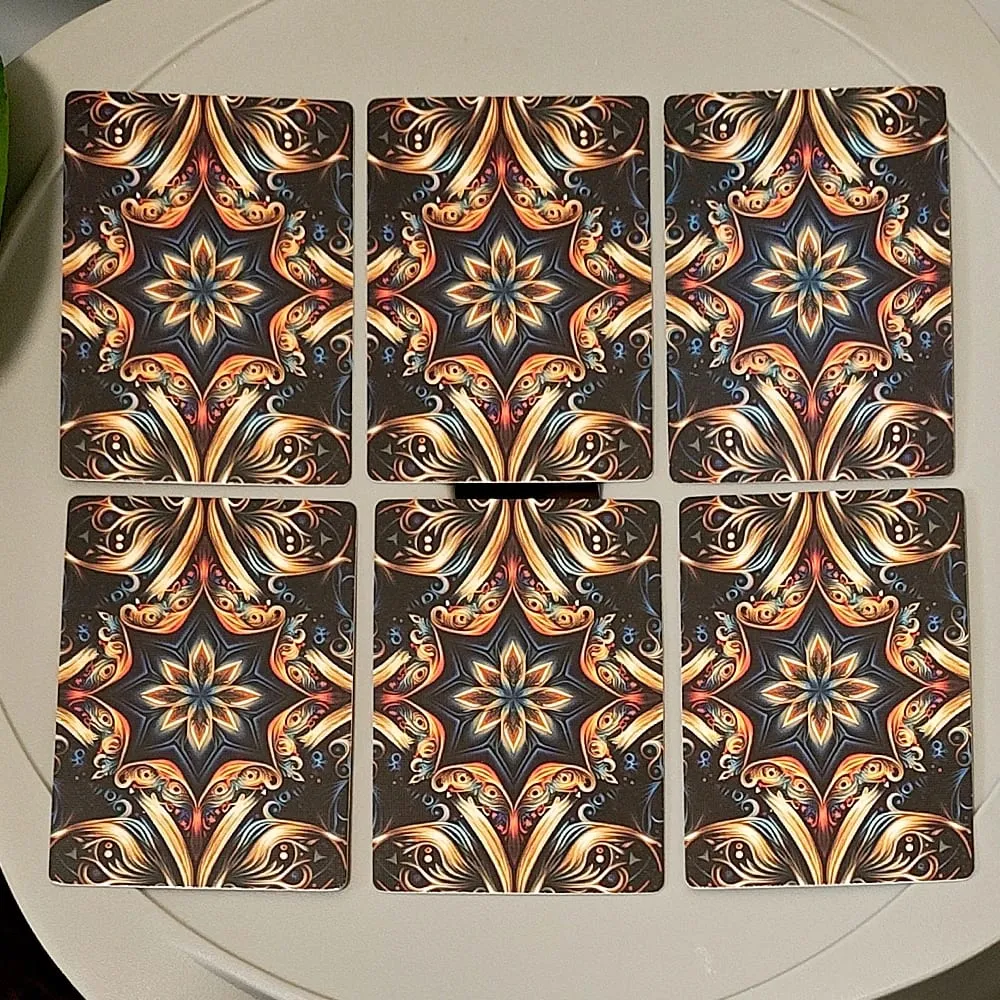 Τράπουλα Weird World Runes - 9*6cm 25 Elder Futhark Oracle Cards for Divination τυπωμένα σε χαρτόνι με διπλό ανάγλυφο 350GSM