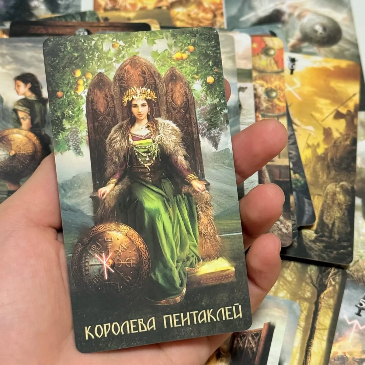 Runic Tarot Cards Russian Version 80 Cards Board Game