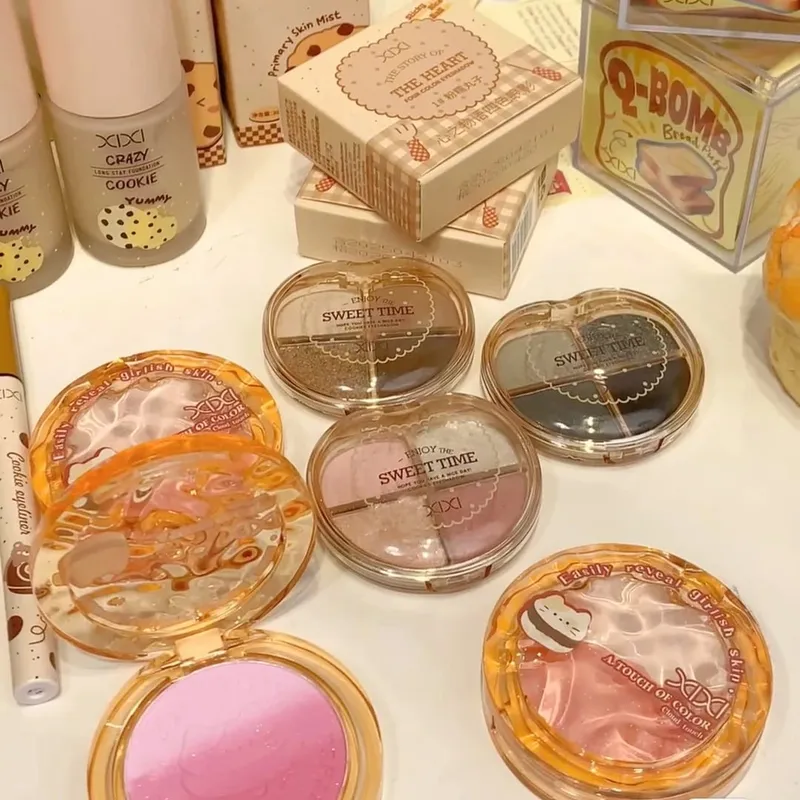 5 τμχ μάρκας MakeUp Lucky Bag Make up Cosmetics Kit δώρο Eyeshadow LipStick Φρυδιών Lipbalm highlighter Στάλθηκε τυχαία τσάντα τυχερών
