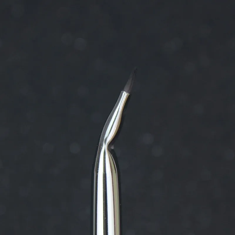 1Pc Pincéis de maquiagem para delineador dobrado, detalhe do delineador, ferramentas cosméticas de precisão.
