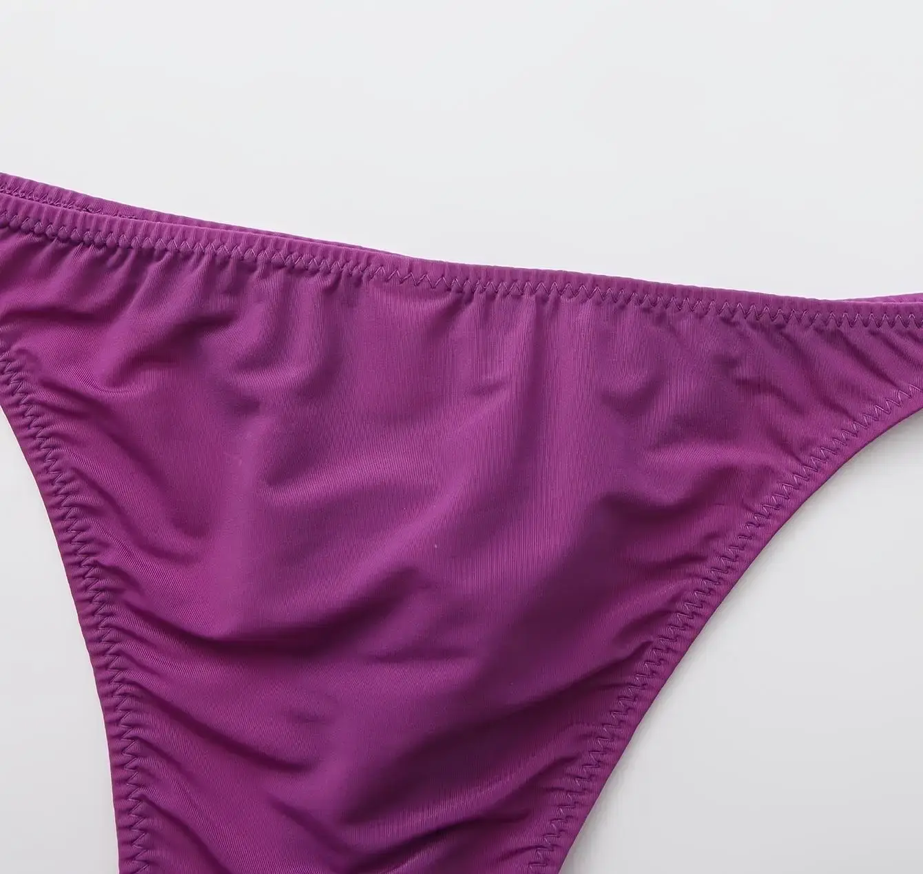 Men's Underwear Low Waist Ice Silk Briefs Half Pack Hip Small Triangle Underpants — image 2