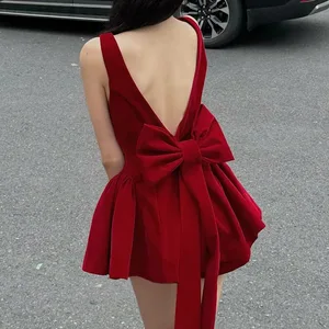 أزياء الأحمر Bowknot البسيطة اللباس الأشرطة ساحة طوق أكمام عارية الذراعين خمر لطيف السيدات ضئيلة حزب فساتين قصيرة ألف خط