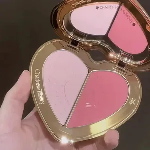 Coixí corrector de rubor de dos colors de Charlotte Tilbury Delicat i suau il·luminador i hidratant que oculta Maquillatge durador