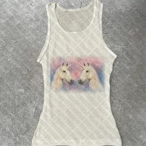 Gyaru Kadınlar için Giysiler Kadın Tankları ve Camiş Vintage Giyim Kırpma Üstleri Y2k Üst Değersiz Y2k 2000'ler Neredesin Emo Yaz Kadın