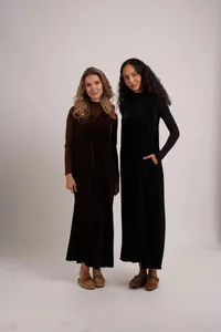 AS AW26 Robe pull en velours avec poches latérales + col montant basique en jersey