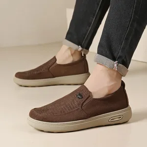 Sabates casuals lleugeres i transpirables per a homes Novetats d'estiu versàtils d'un sol peu a l'aire lliure Sola suau resistents al desgast Calçat còmode
